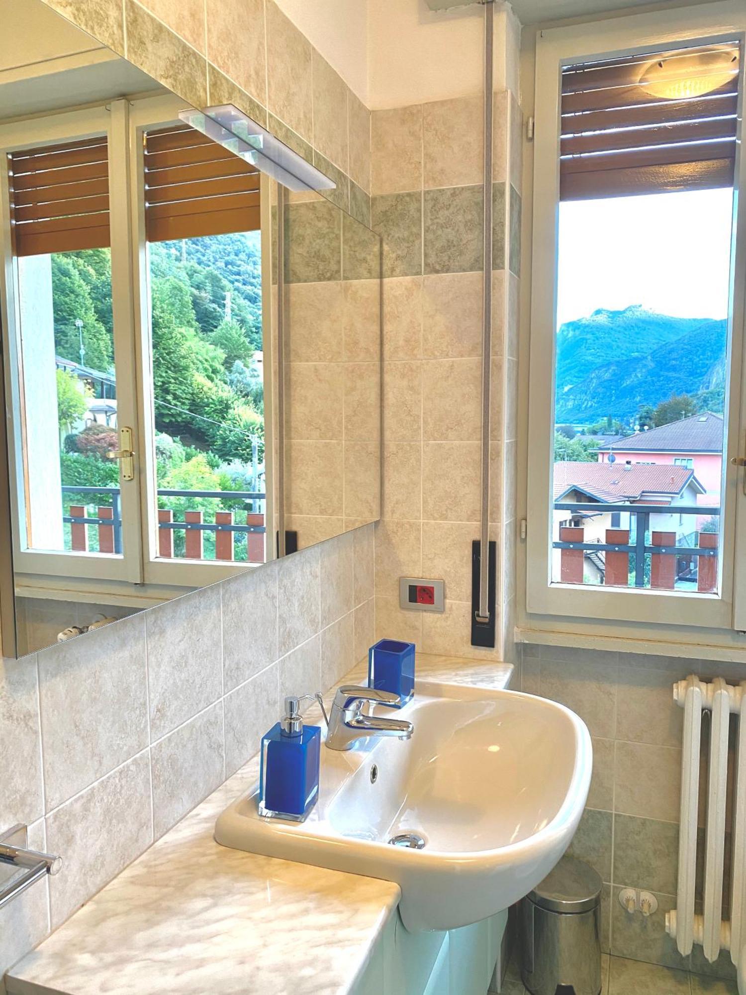 Lake Como Victoria Apartment Oliveto Lario Exterior photo
