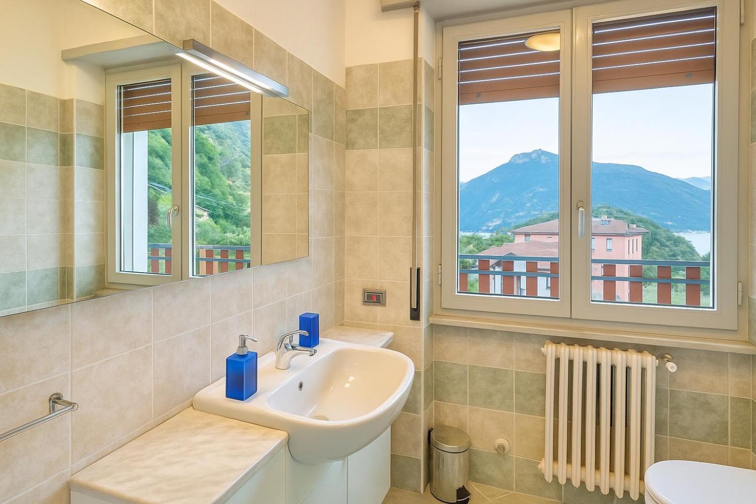Lake Como Victoria Apartment Oliveto Lario Exterior photo